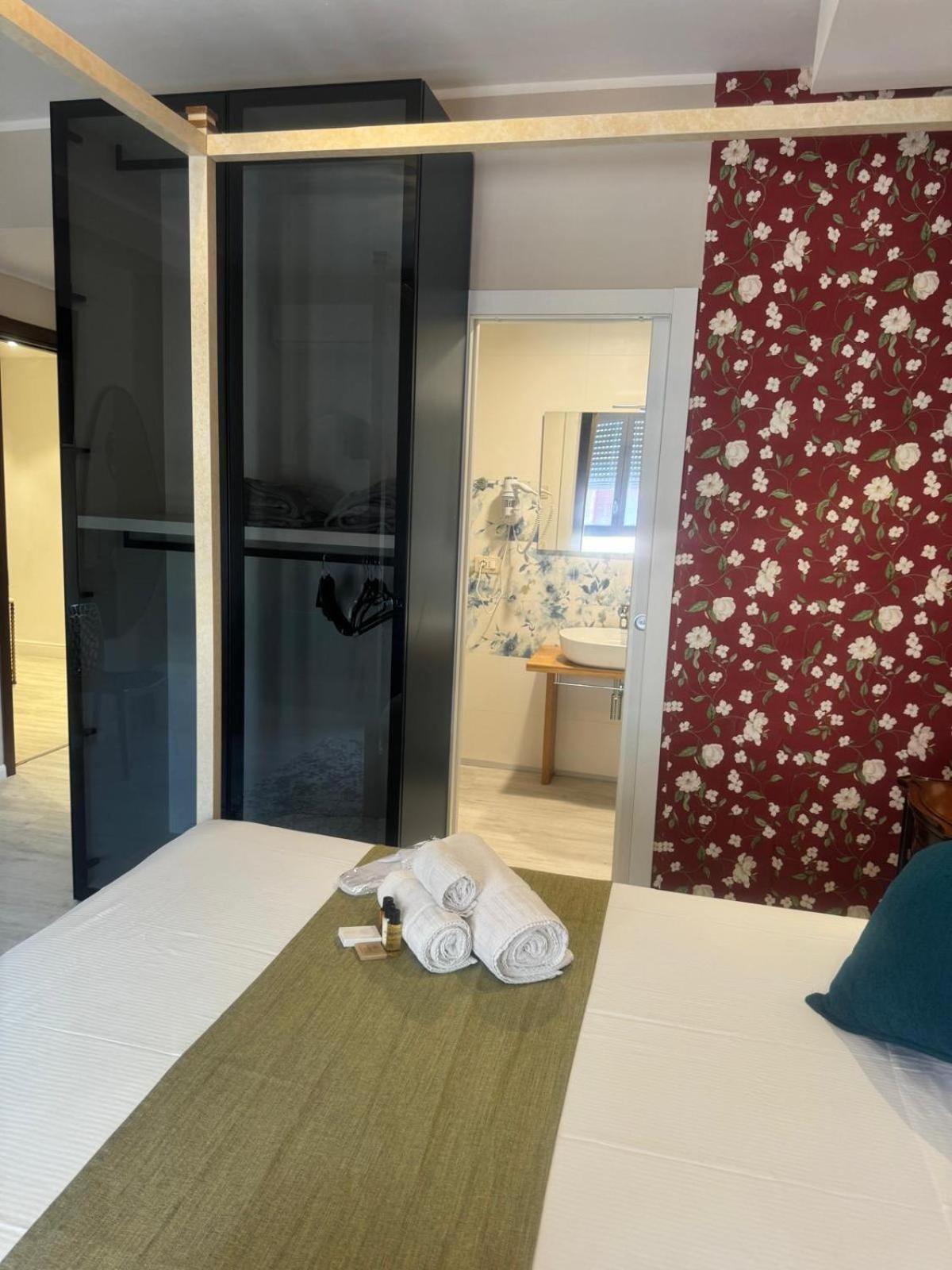 Hermitage Suites Sassari Luaran gambar